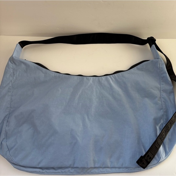 NWT BAGGU Large Crescent Bag- Serenity Blue - Picture 2 of 16